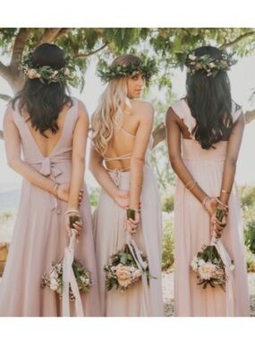 Show me Your Mumu Godshaw Goddess Gown